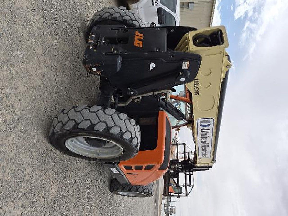 JLG 742 photo 5