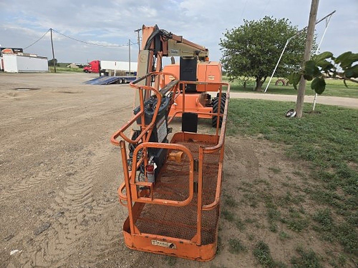 JLG 800AJ photo 7