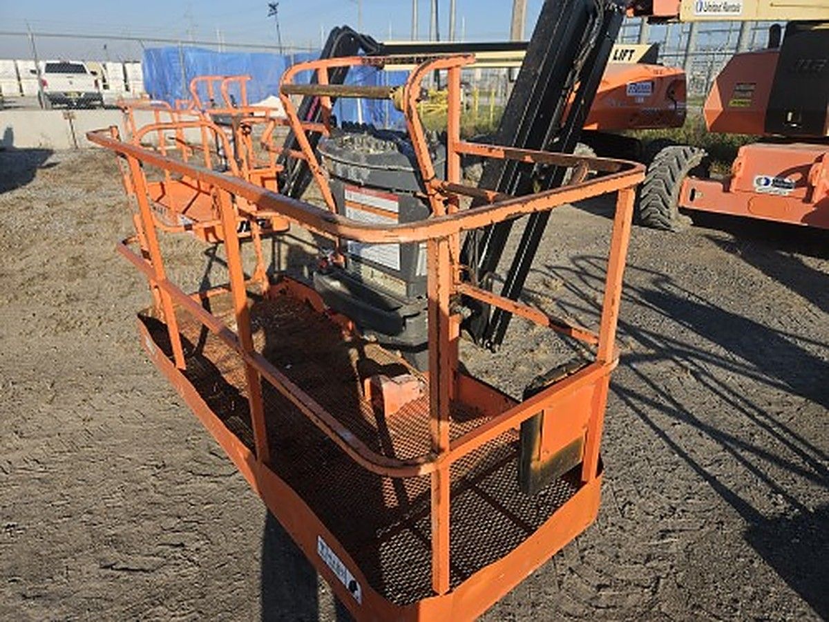 JLG 800AJ photo 5