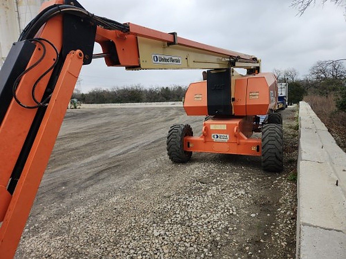 JLG 800AJ photo 2