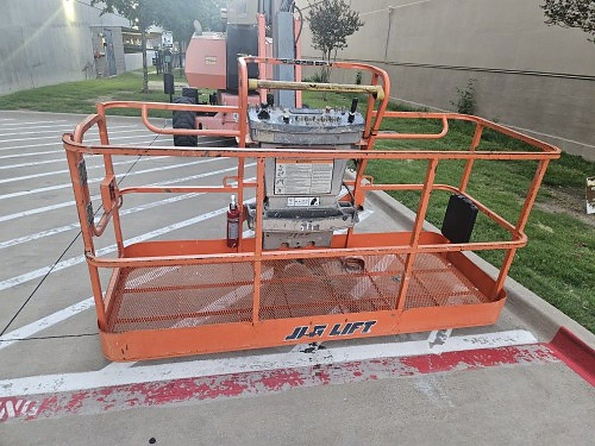 JLG 800AJ photo 10