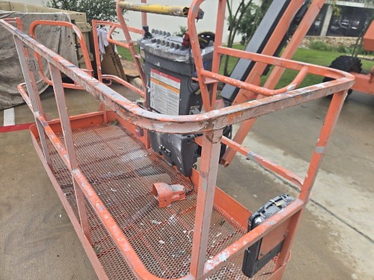 JLG 800AJ photo 17
