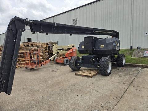 2018 JLG 800AJ Boom 76-85' Articulating (Black Boom)