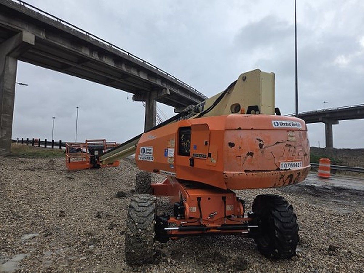 JLG 800S photo 3