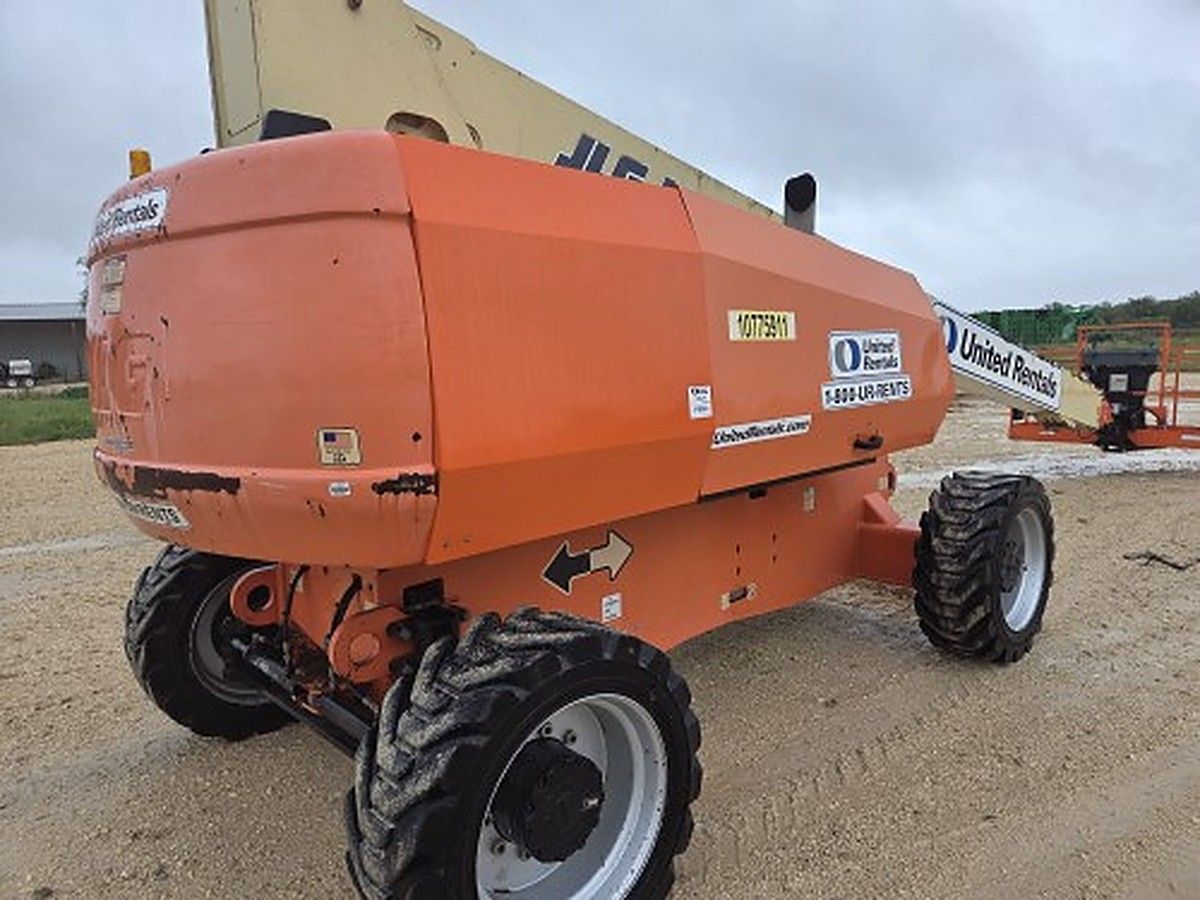 JLG 800S photo 3
