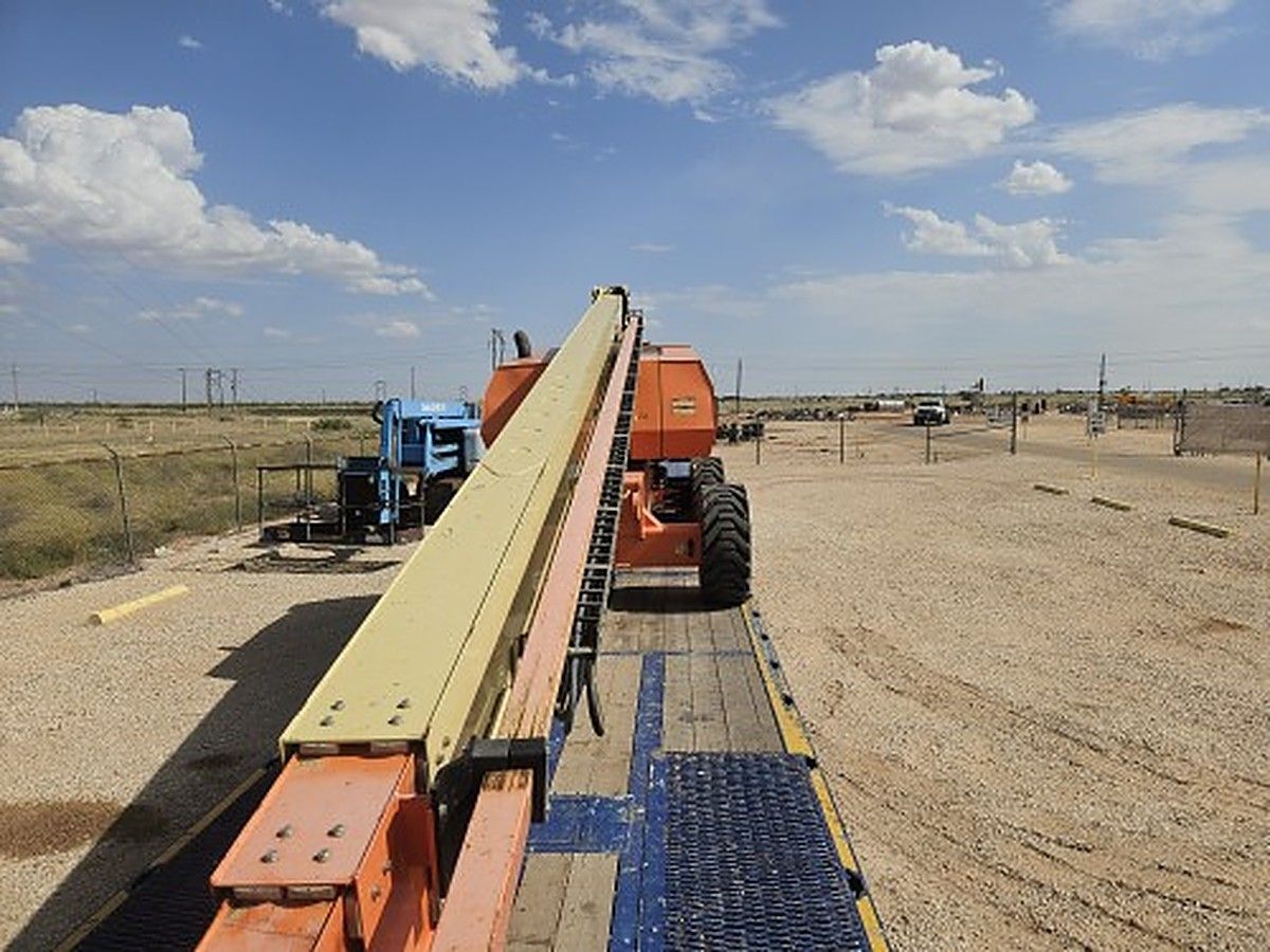 JLG 800S photo 5
