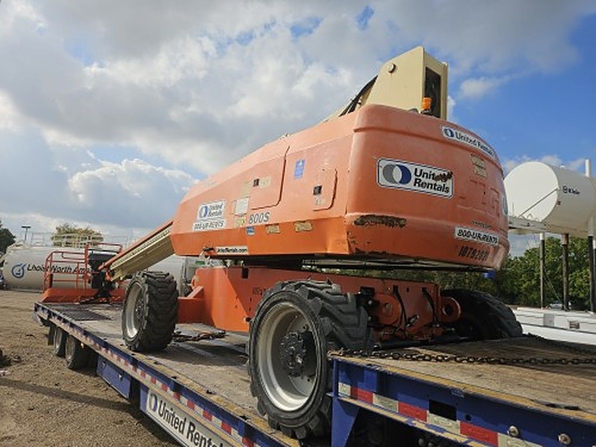 JLG 800S photo 2