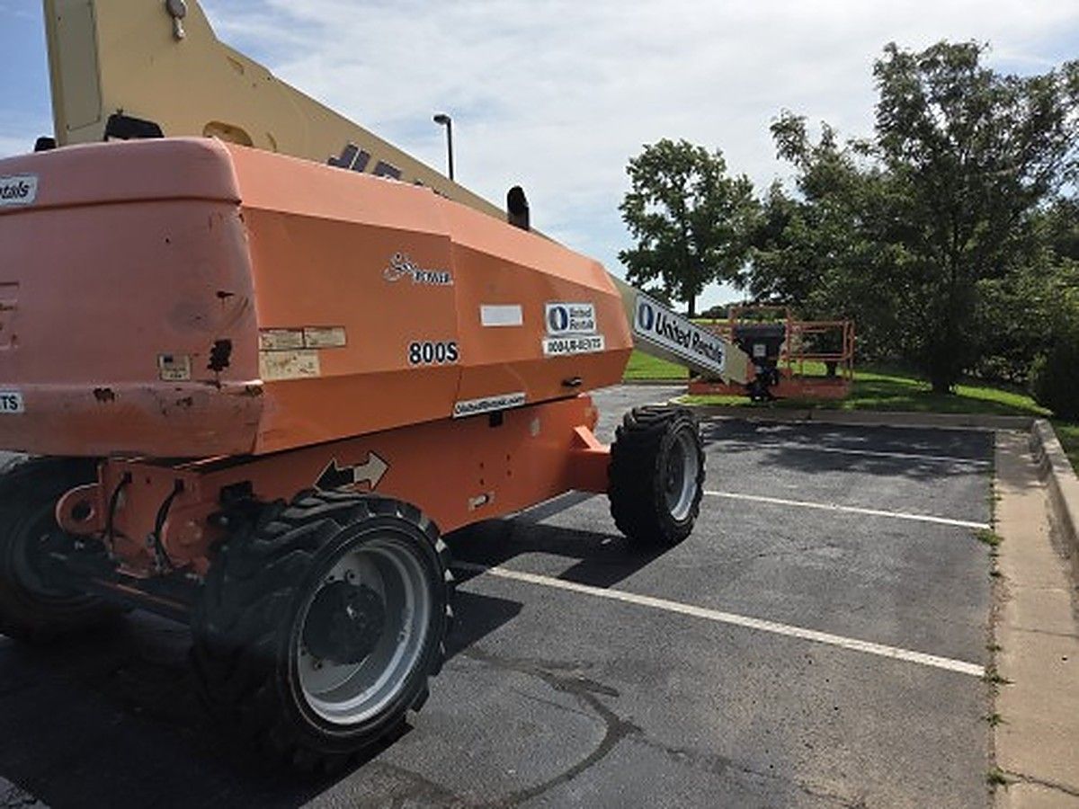 JLG 800S photo 3
