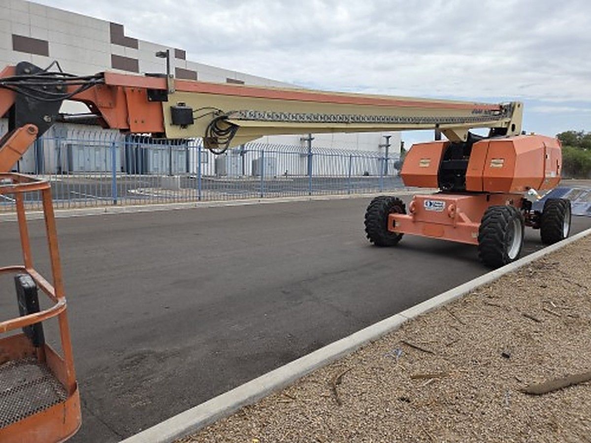 JLG 860SJ photo 2