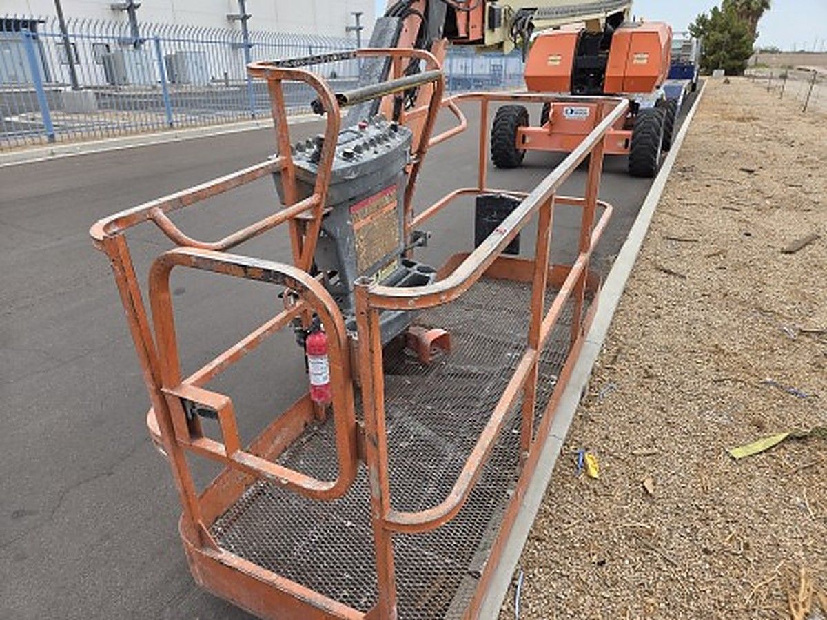 JLG 860SJ photo 8