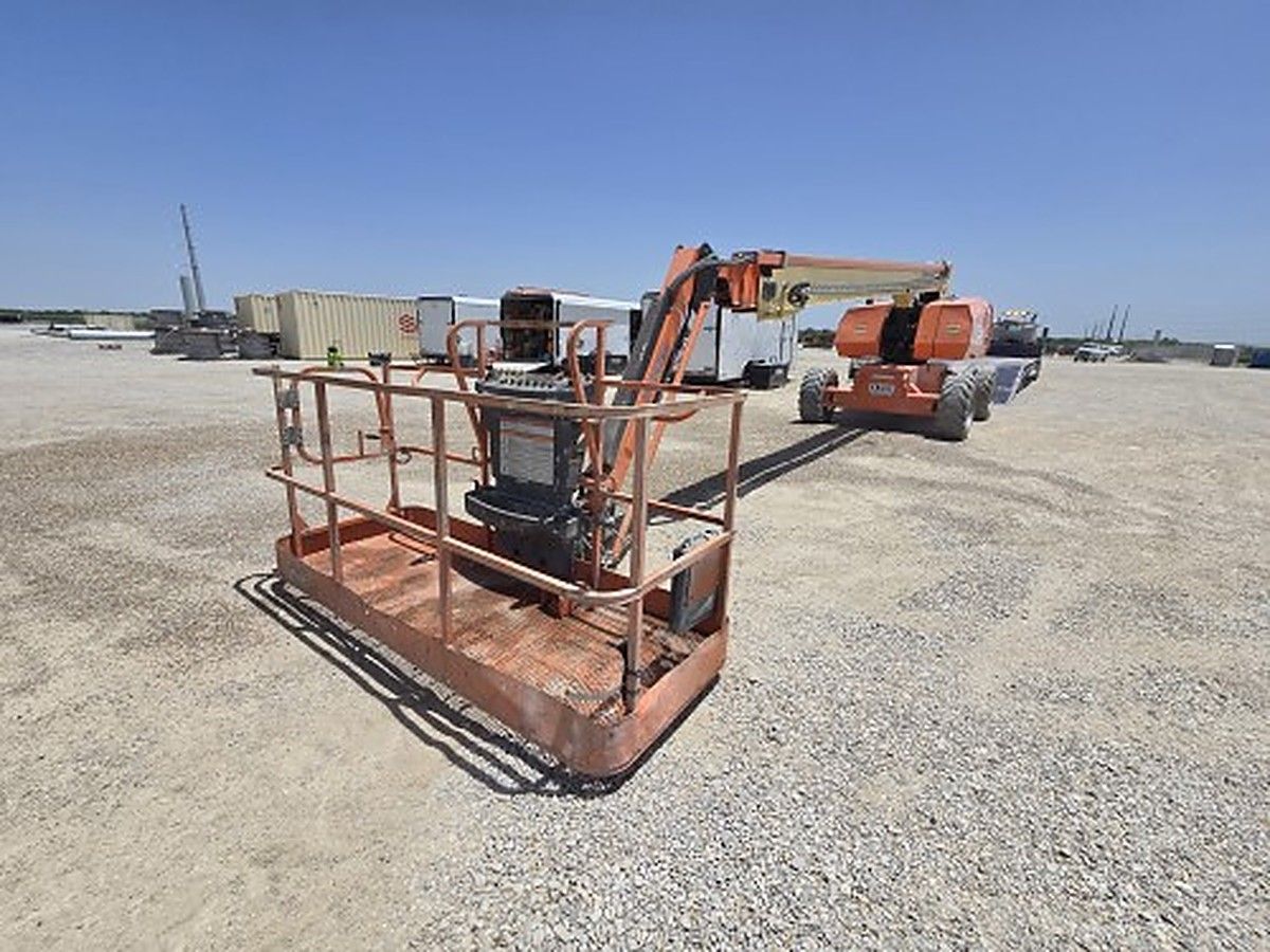 JLG 860SJ photo 9