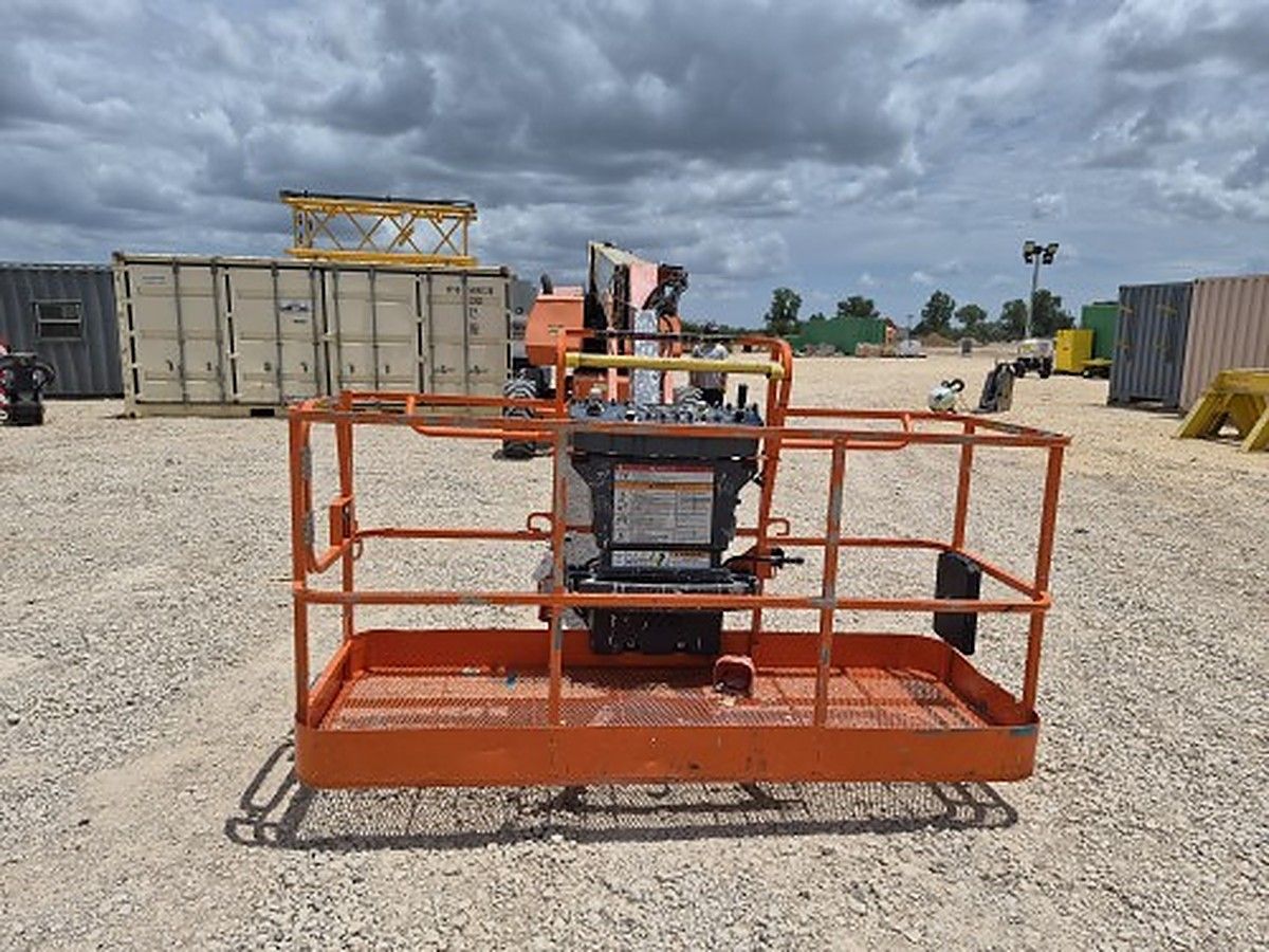 JLG 860SJ photo 3