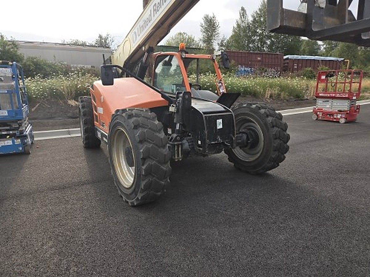 JLG 943 photo 10
