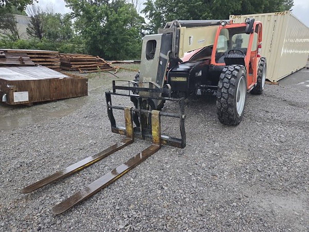 JLG 943 photo 5