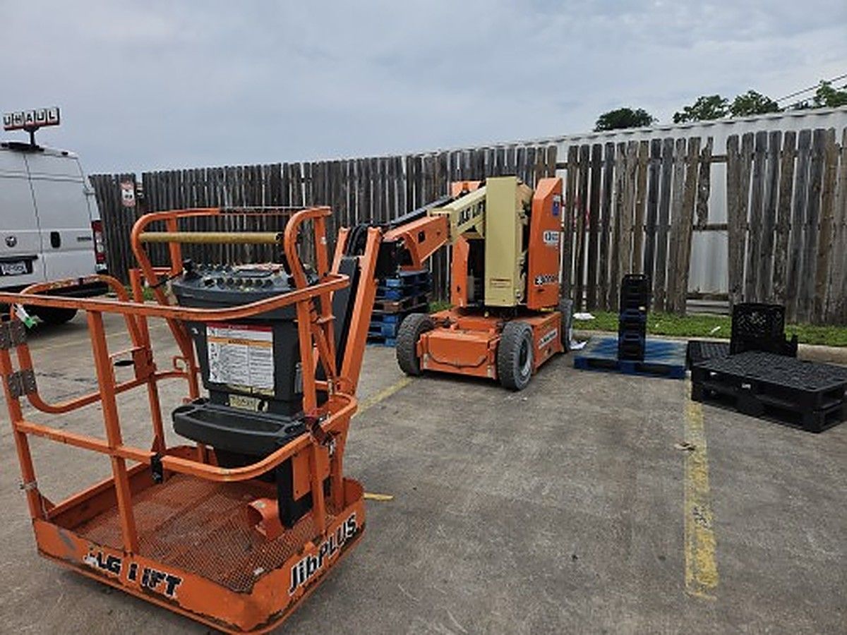 JLG E300AJP photo 4