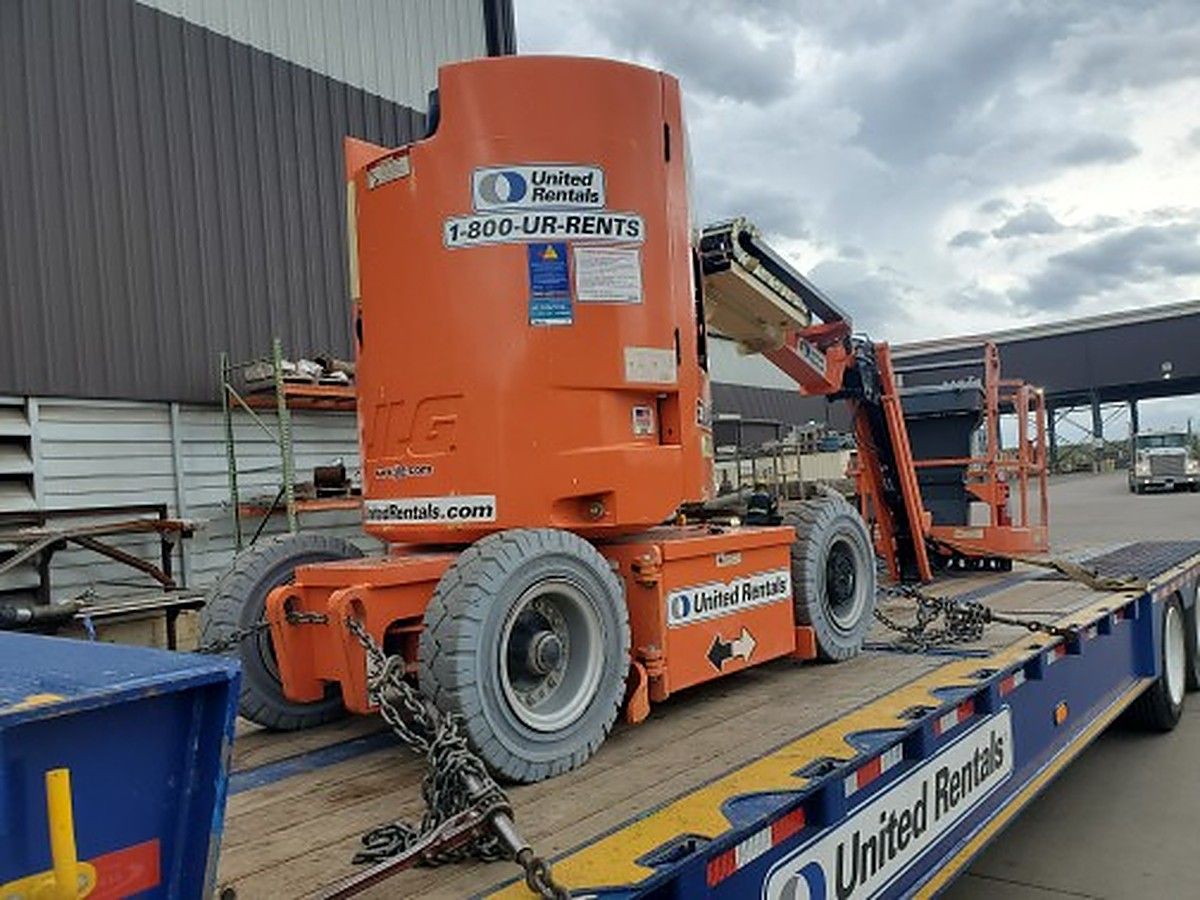JLG E300AJP photo 4