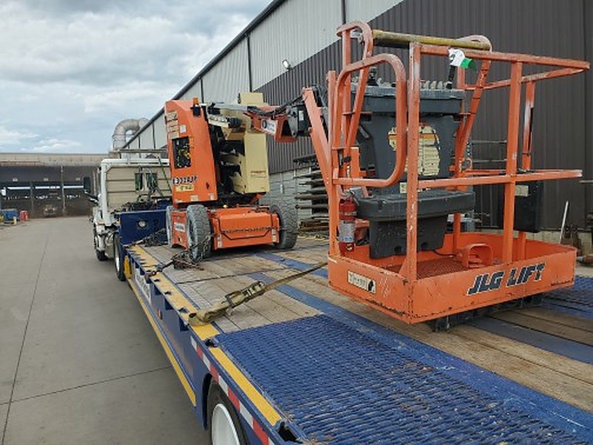 JLG E300AJP photo 5