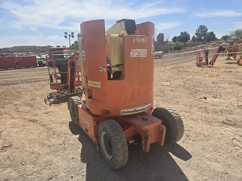 2018 JLG E300AJP Boom 30-33' Articulating Dc