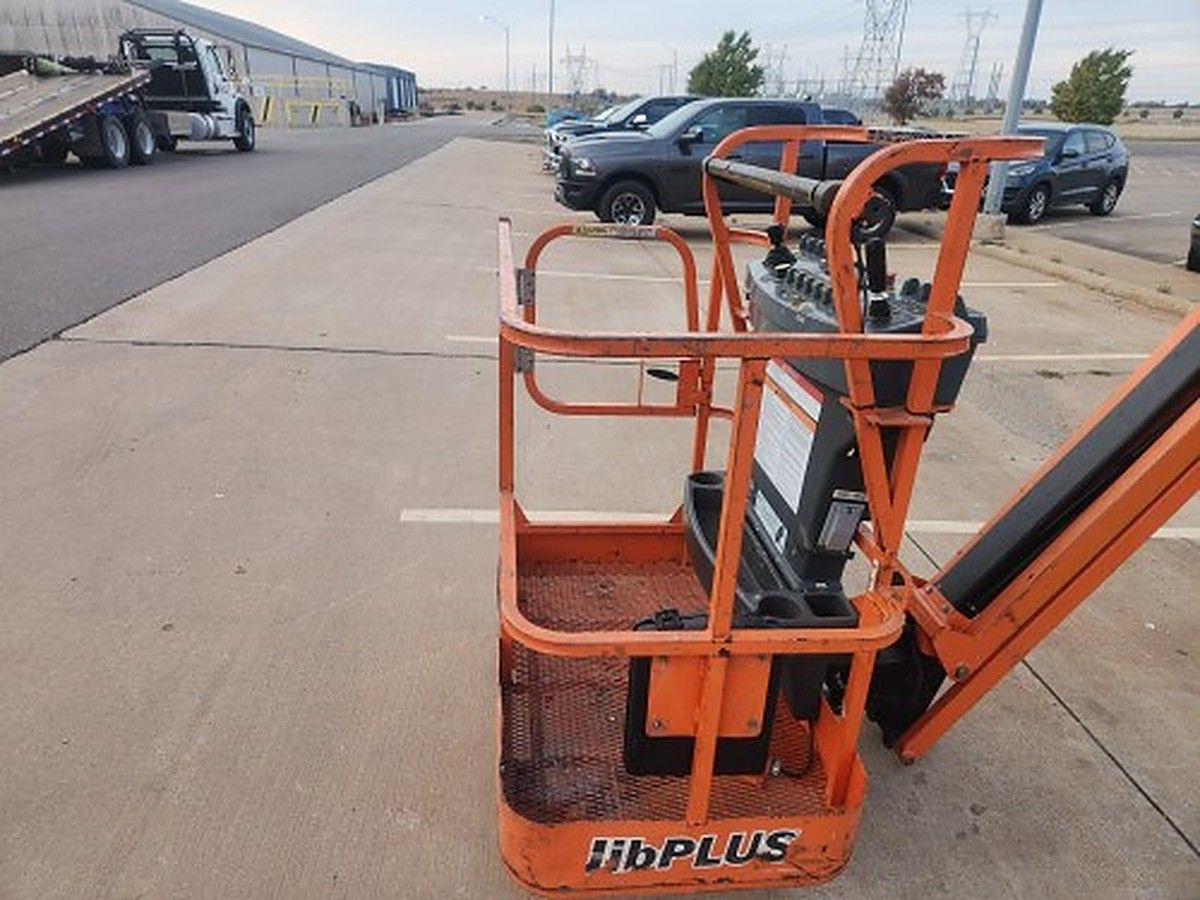 JLG E300AJP photo 12