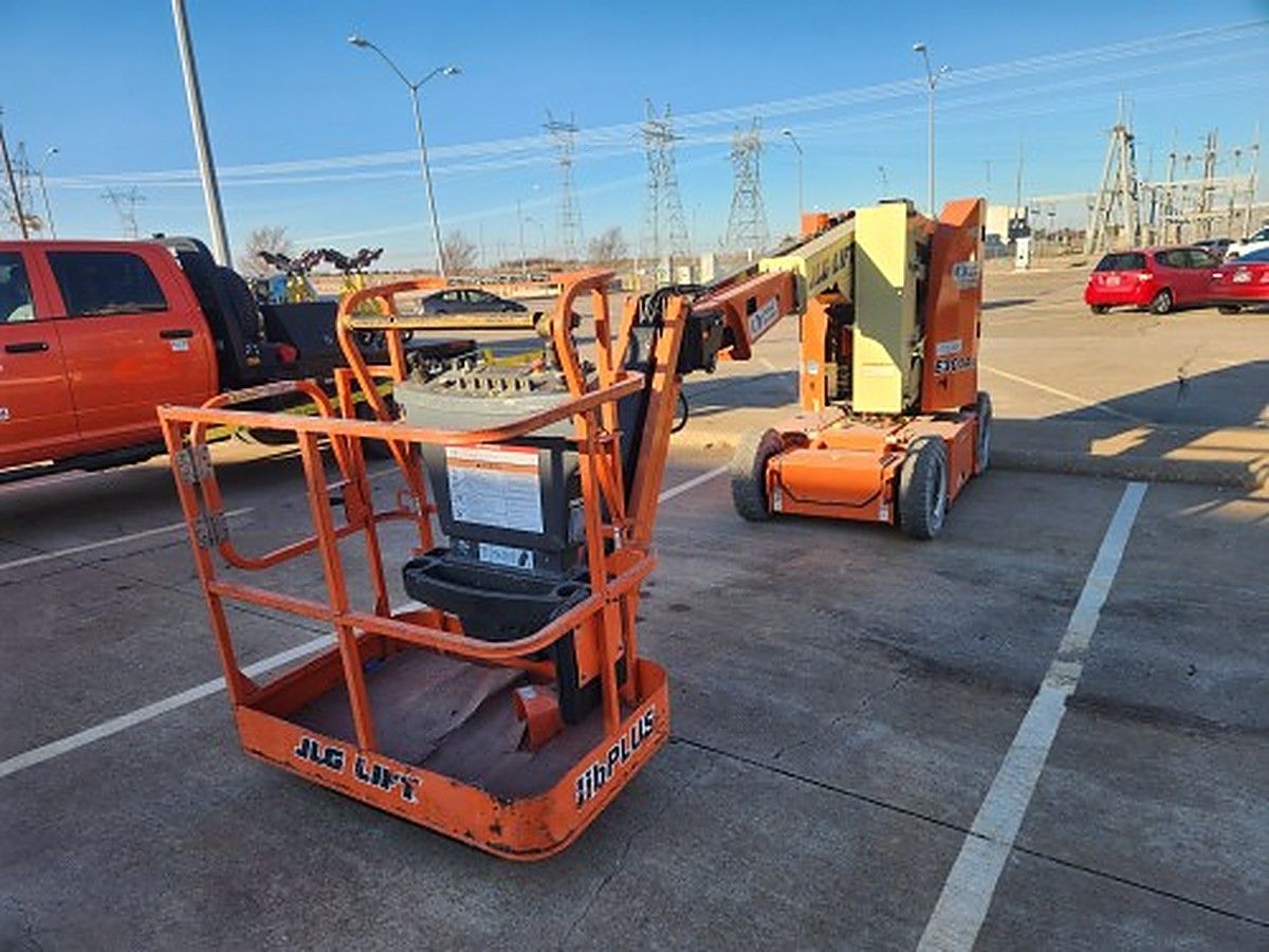 JLG E300AJP photo 10