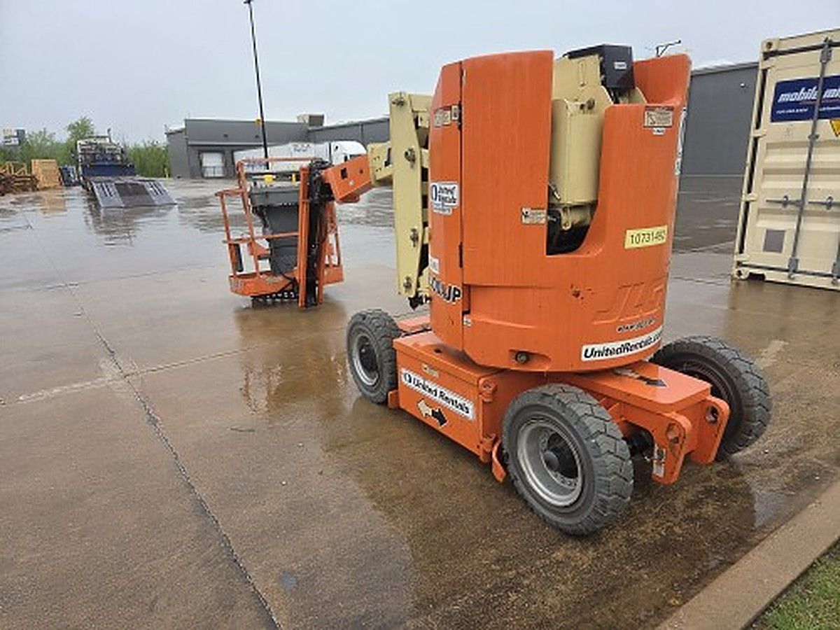 JLG E300AJP photo 5