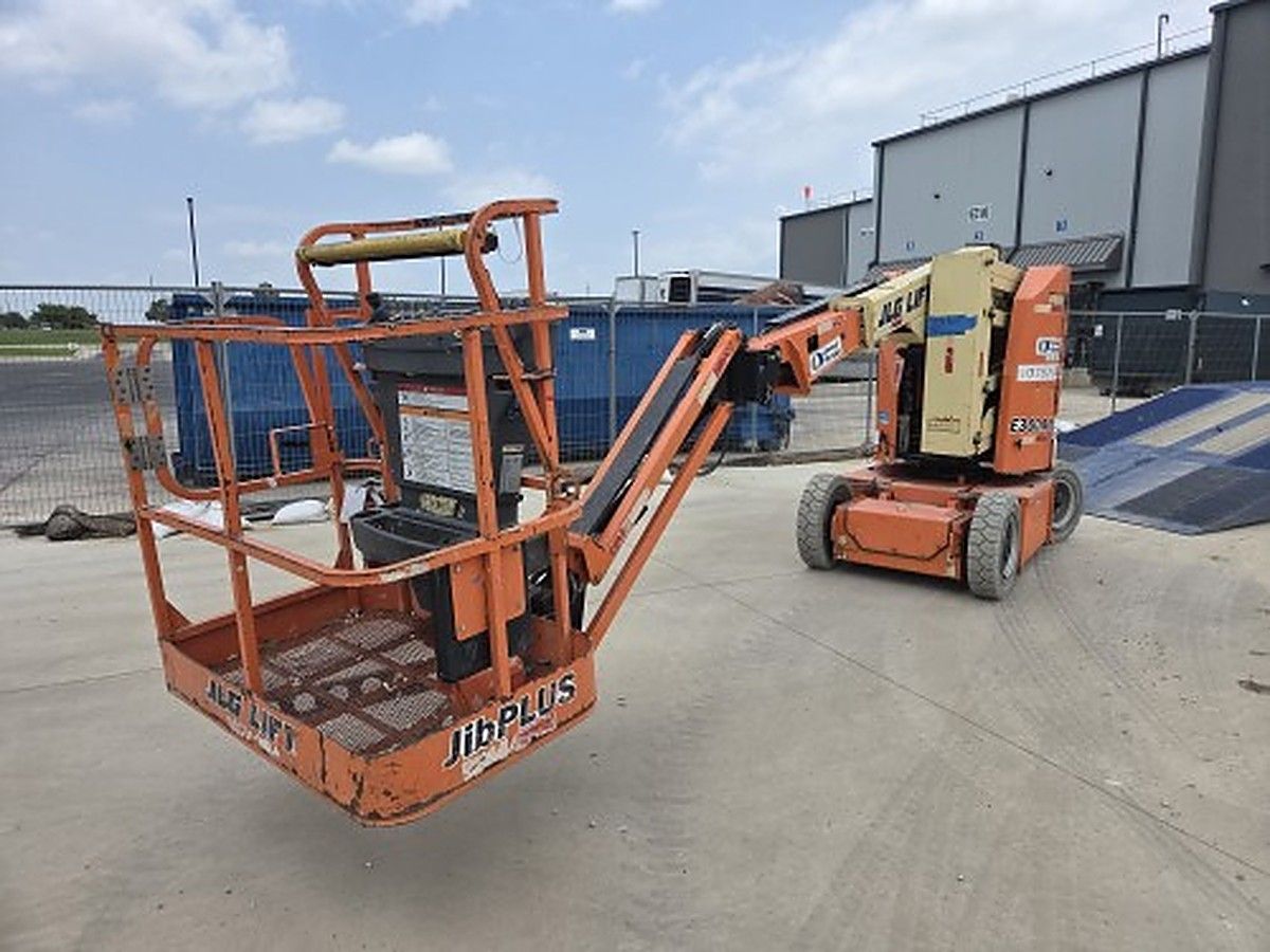 JLG E300AJP photo 7