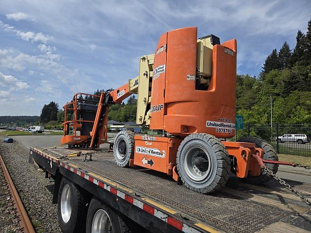 JLG E300AJP photo 3