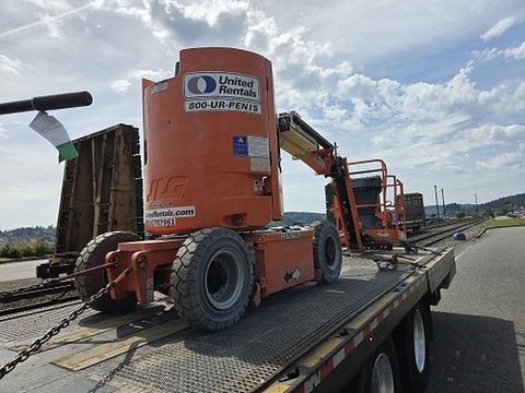 2018 JLG E300AJP Boom 30-33' Articulating Dc