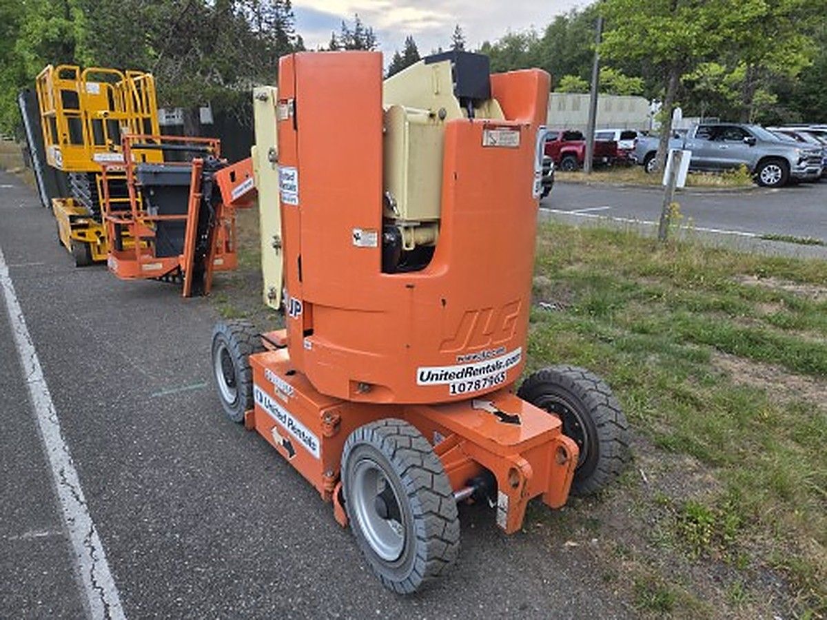JLG E300AJP photo 5