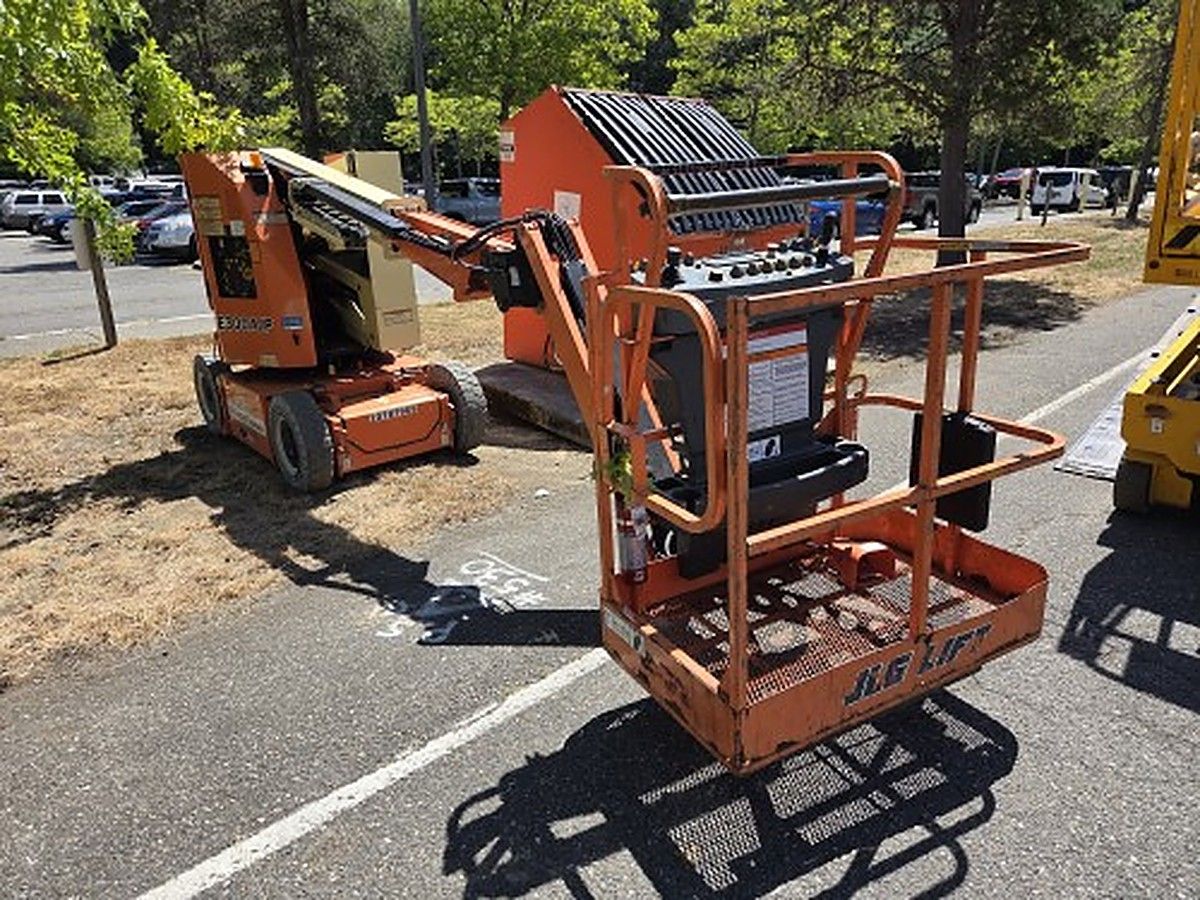 JLG E300AJP photo 8