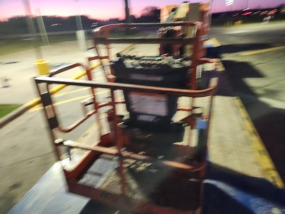 JLG E300AJP photo 6