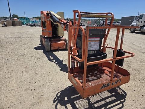 2018 JLG E300AJP Boom 30-33' Articulating Dc