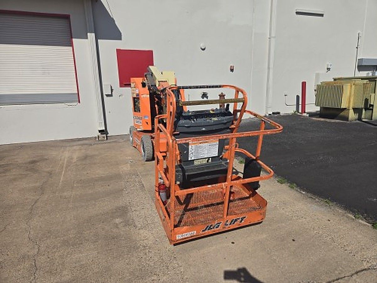 JLG E300AJP photo 8