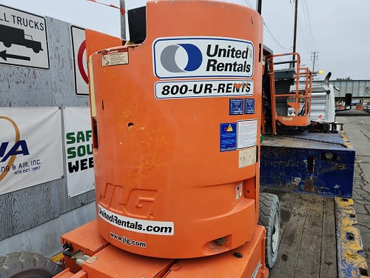 JLG E300AJP photo 5