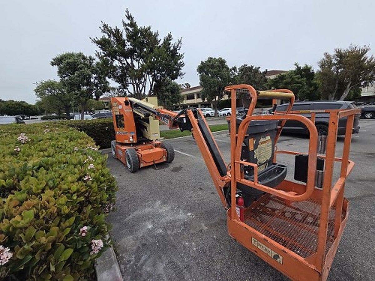 JLG E300AJP photo 3