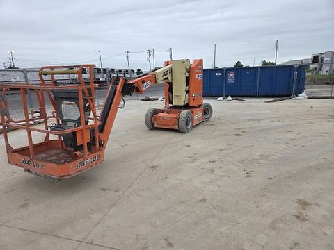 2018 JLG E300AJP Boom 30-33' Articulating Dc