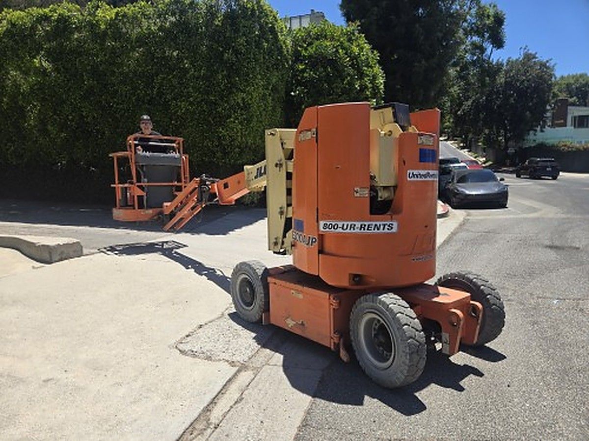 JLG E300AJP photo 6