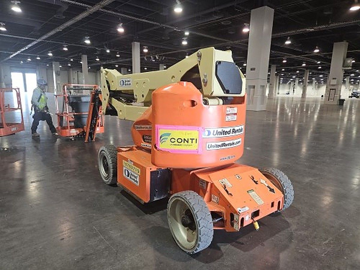 JLG E400AJPN photo 5