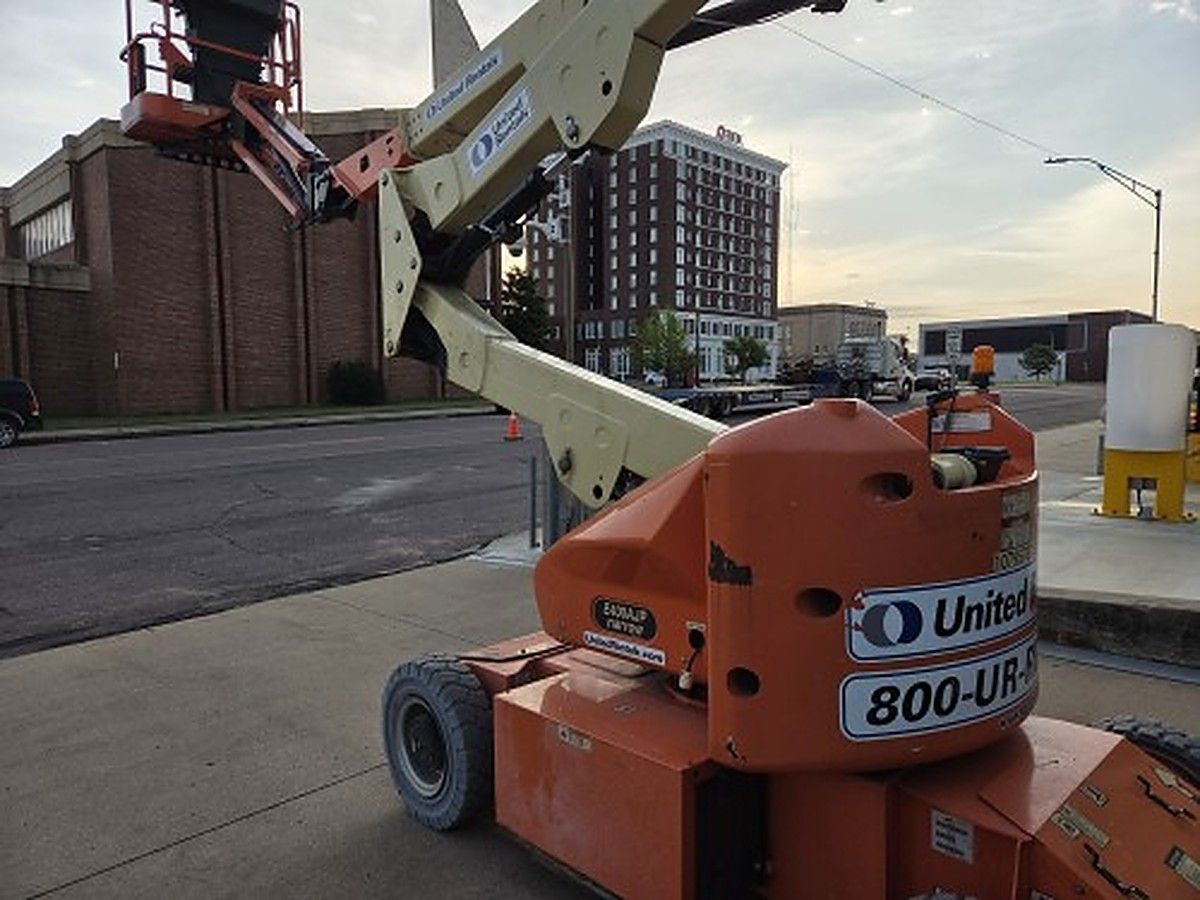 JLG E400AJPN photo 5