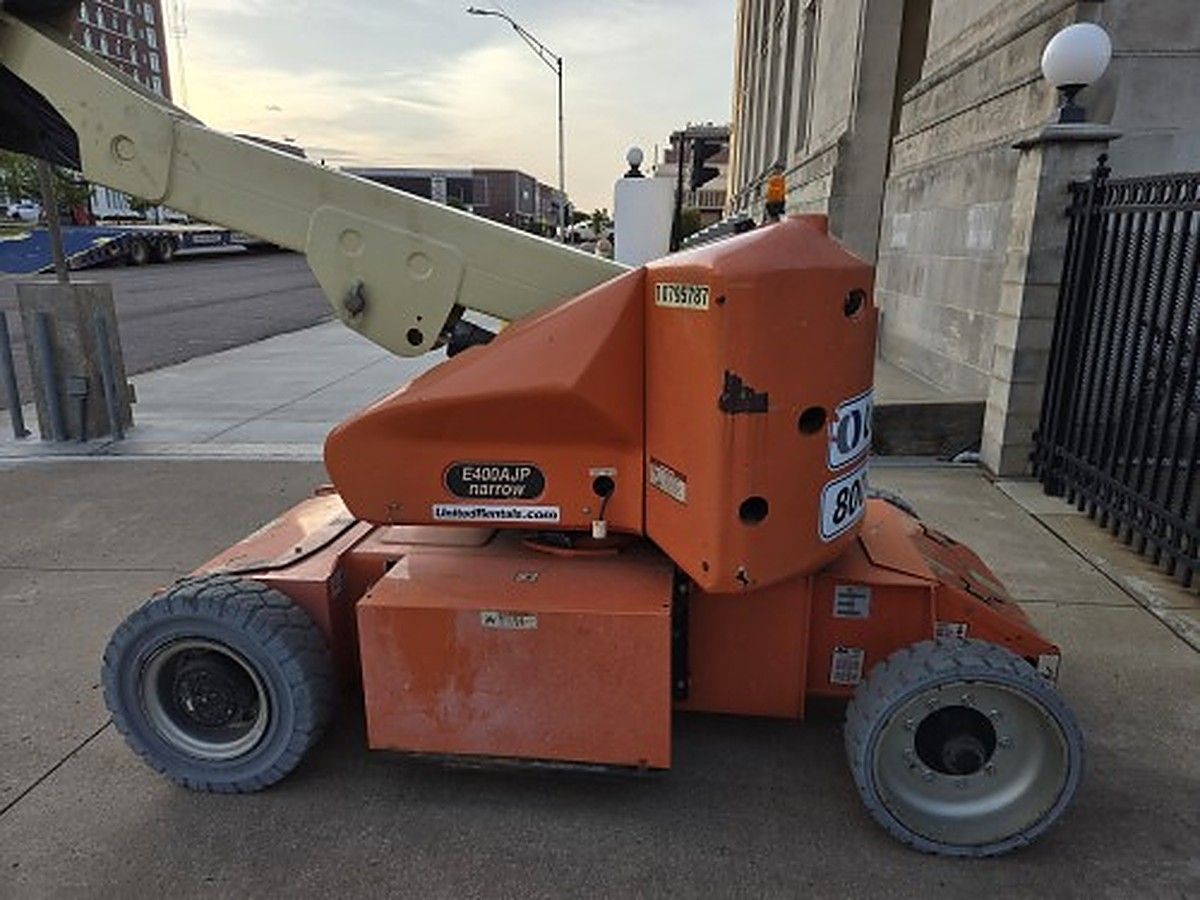 JLG E400AJPN photo 7