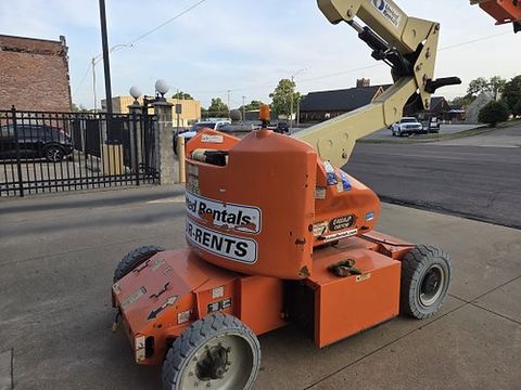 2018 JLG E400AJPN Boom 40-46' Articulating Elec Narrow