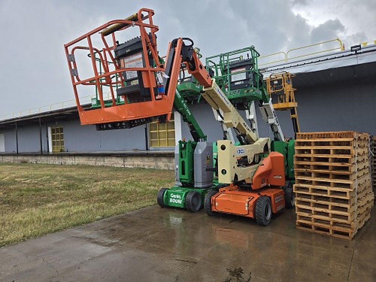 JLG E400AJPN photo 3