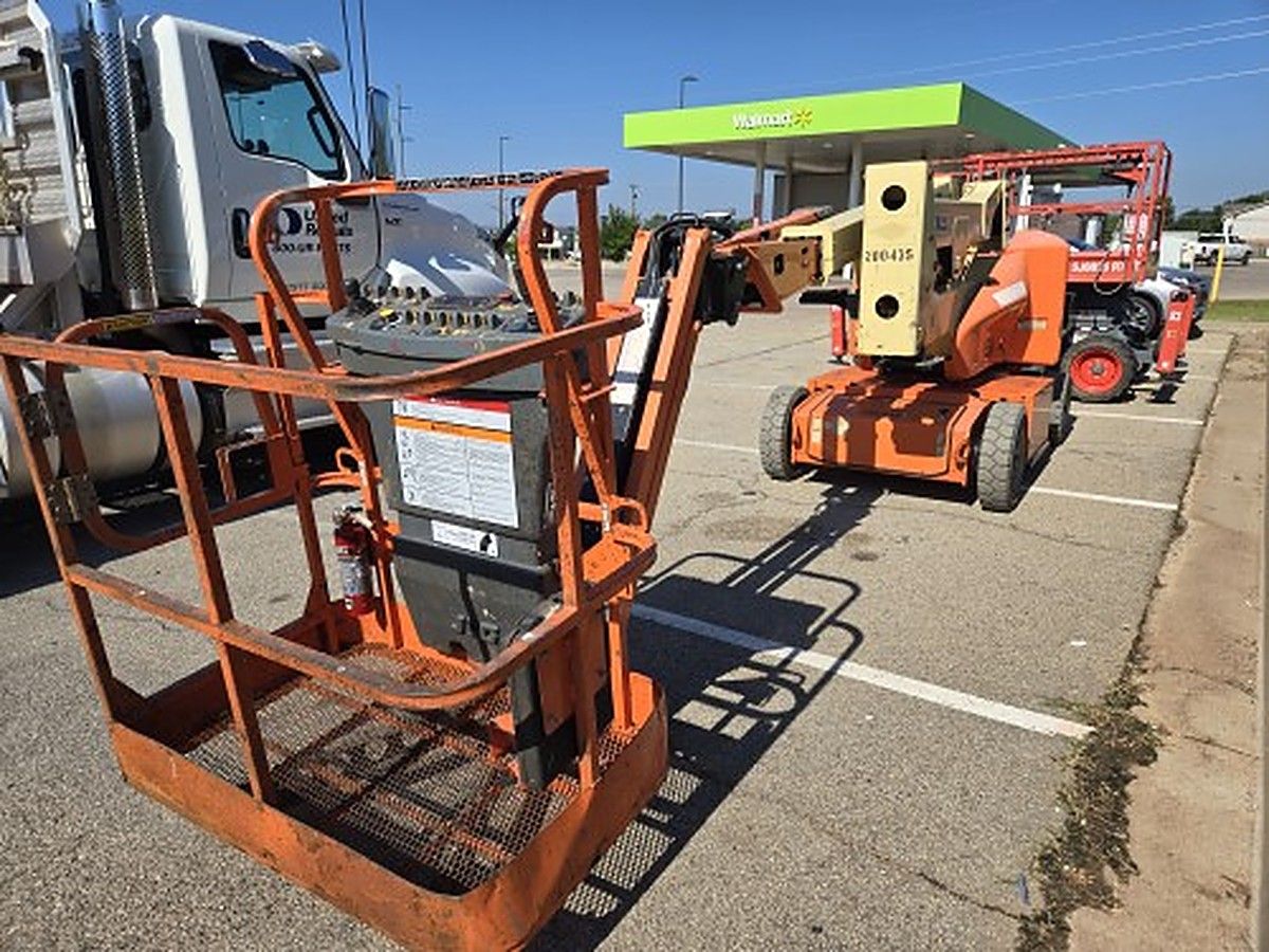 JLG E400AJPN photo 8