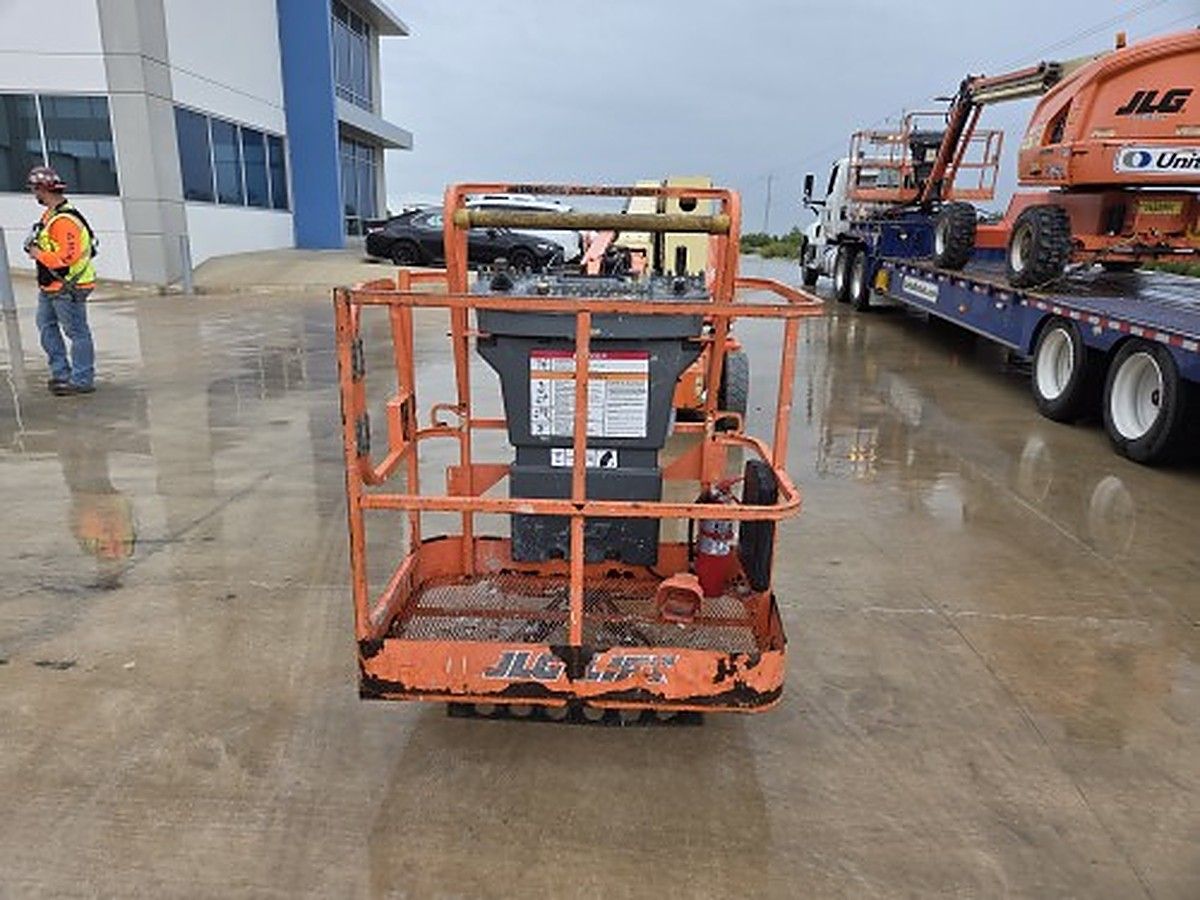 JLG E400AJPN photo 5