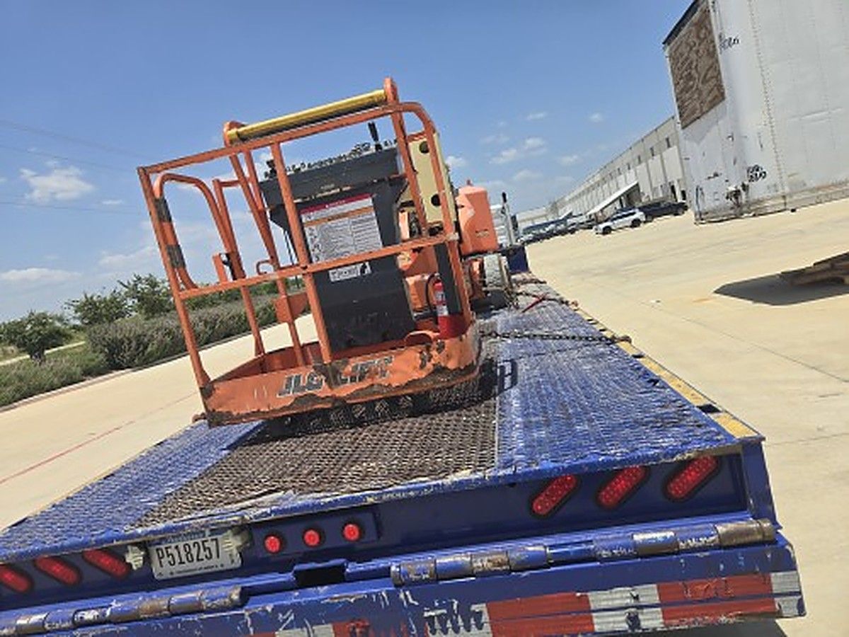 JLG E400AJPN photo 7
