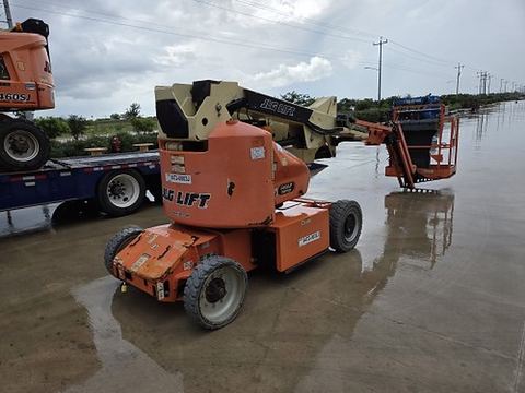 2018 JLG E400AJPN for sale