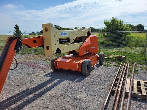2018 JLG E450AJ for sale