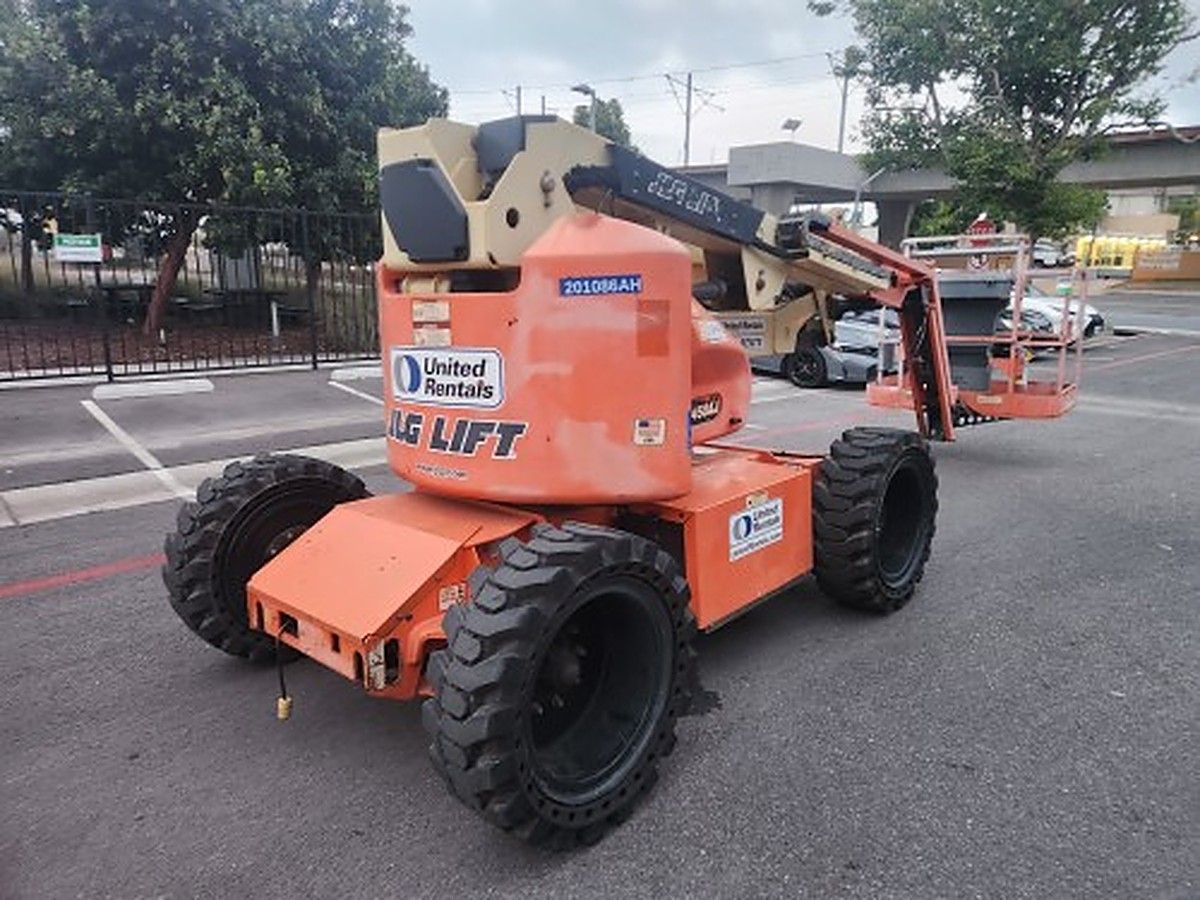 JLG E450AJ photo 5
