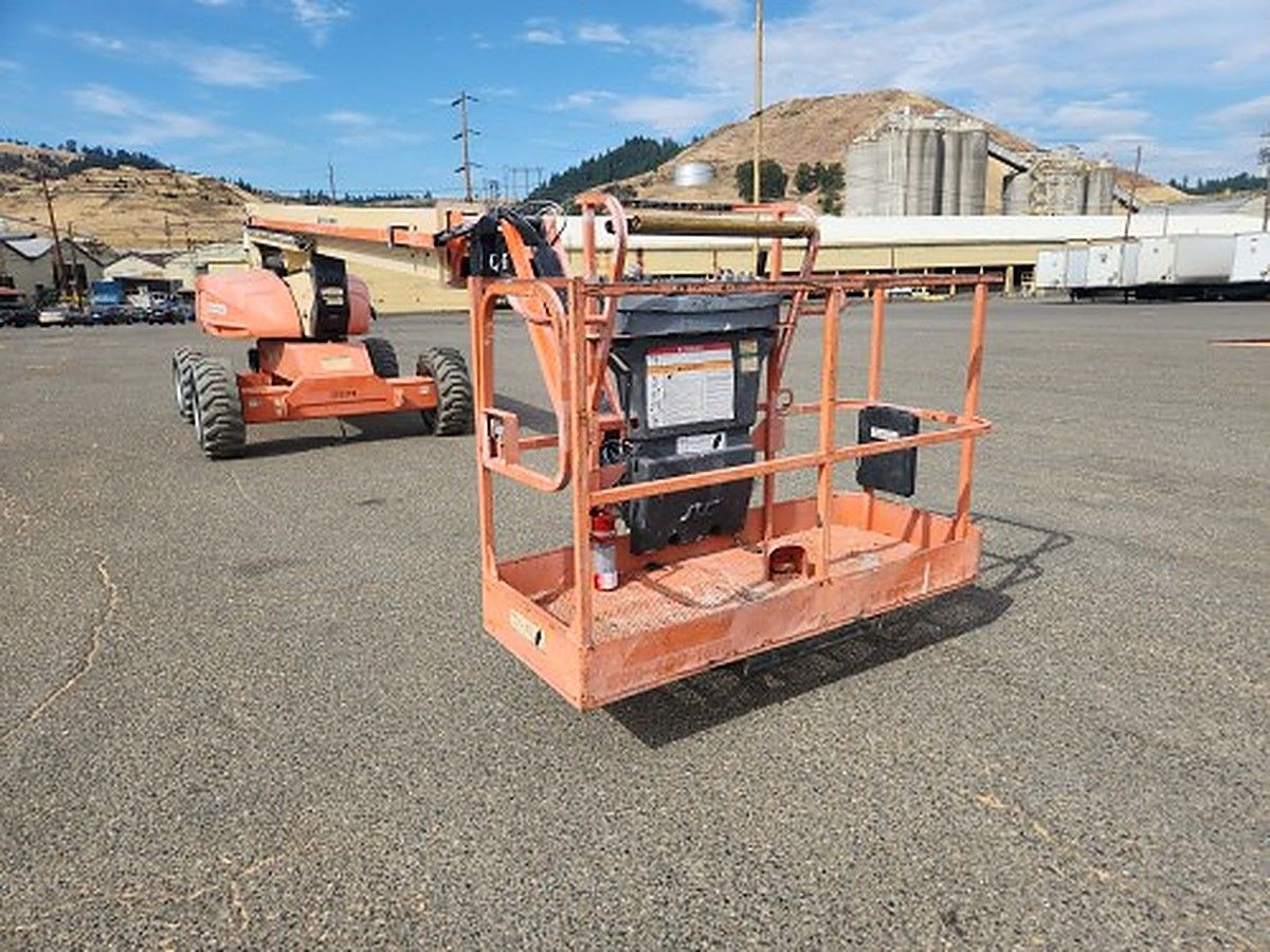 JLG M600JP photo 4