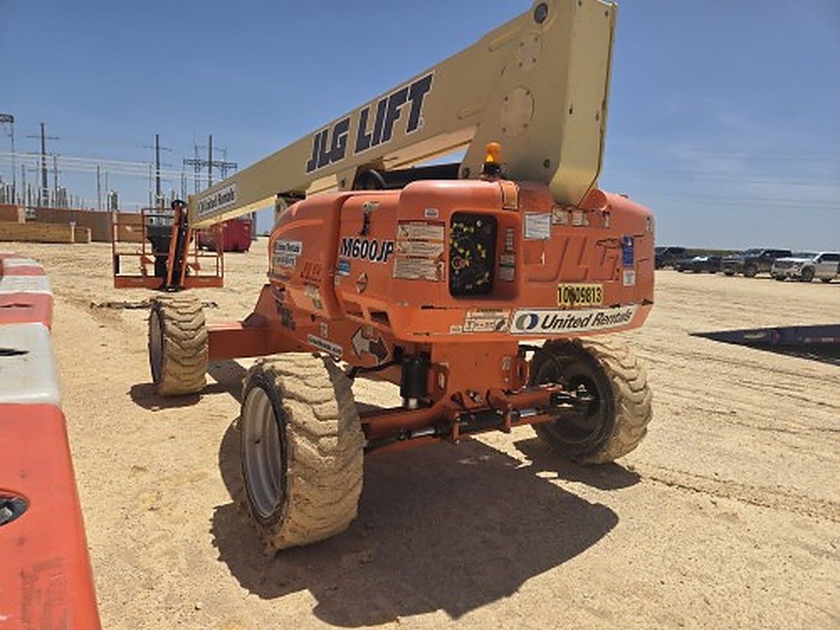 JLG M600JP photo 5
